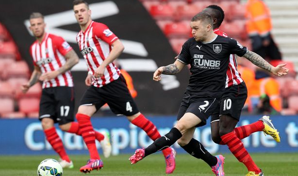 铜梁龙选帅举棋不定！张外龙或绝迹中超江湖，谢晖带队一年游？刘建业或逆袭（铜梁龙主帅悬而未决：张外龙或告别中超，谢晖恐成一年过客？刘建业迎逆袭良机）