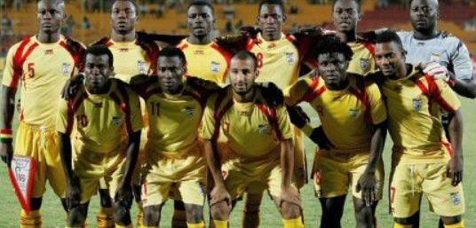 10分优势变5分！考文垂近两轮不胜，主帅兰帕德压力陡增（10分领先缩水至5分！考文垂连两轮未取胜，兰帕德压力飙升）