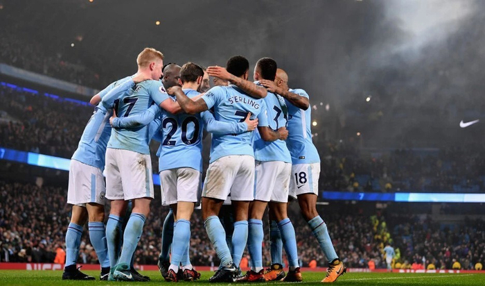 里程碑！巴萨收获队史西甲第1800场胜利（巴萨达成队史西甲1800胜里程碑）